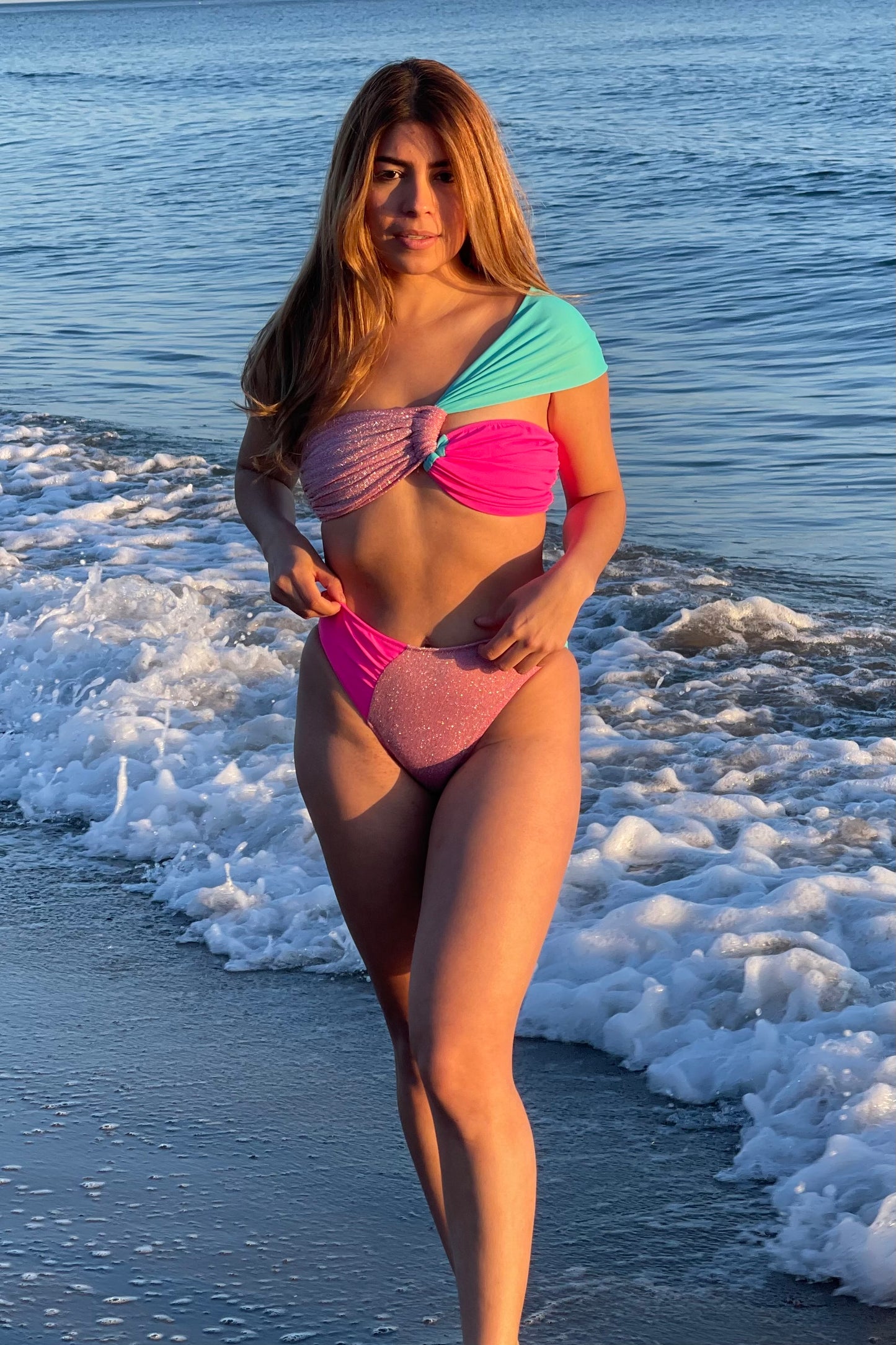 Bikini Amaste